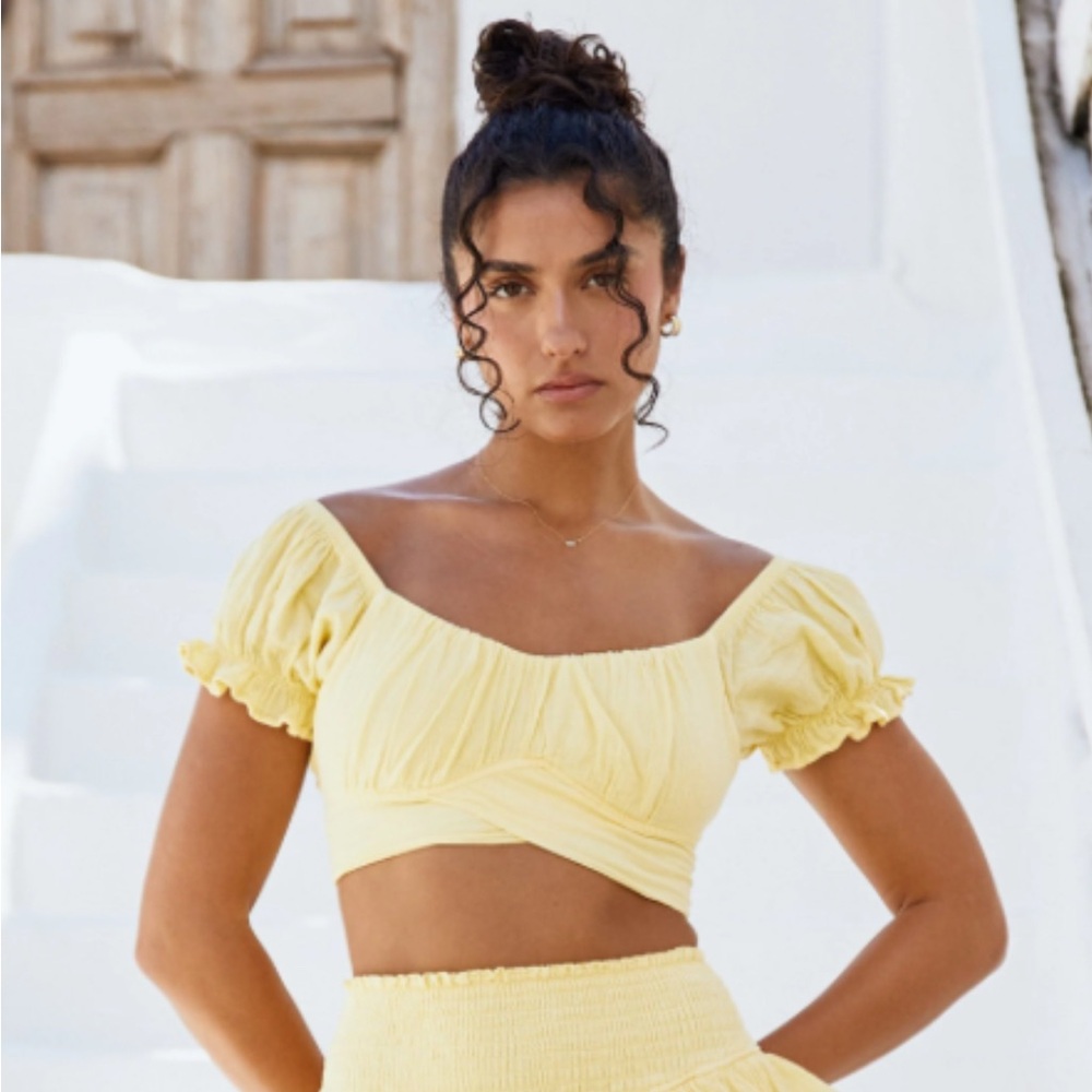 Blanco by Nature Yellow Puff Sleeve Crop Top